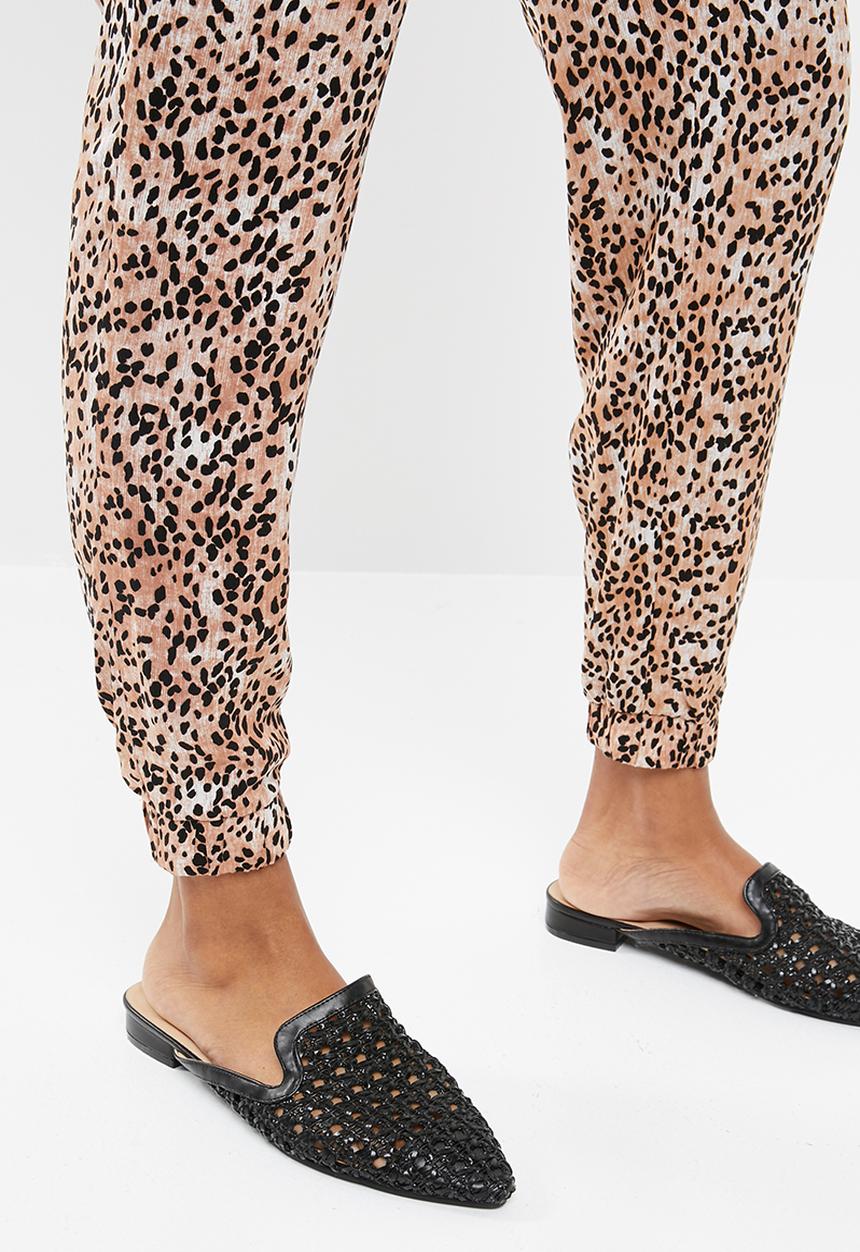 New Look - Maternity Marie animal printed jogger - multi