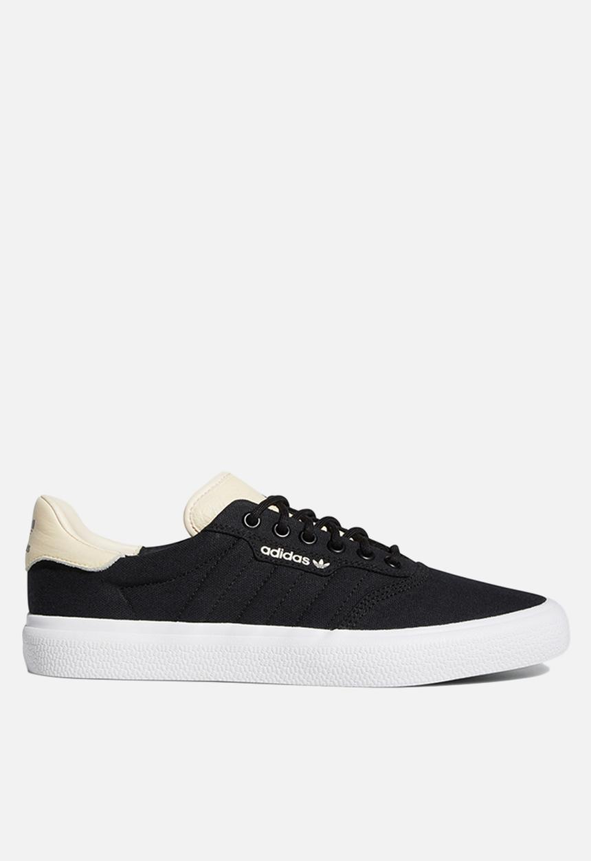 adidas Originals - 3MC - core black / ecru tint / ftwr white