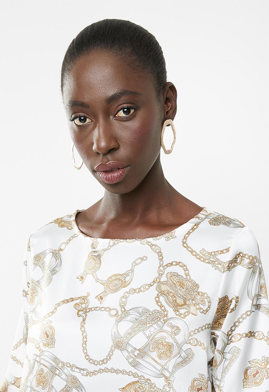 Revenge - Flutter sleeve top - white & gold 