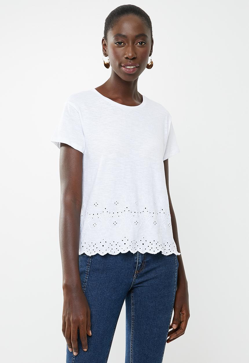 New Look - Broderie tee - white