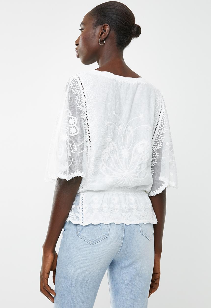 New Look - Emily embroidery crochet top - white