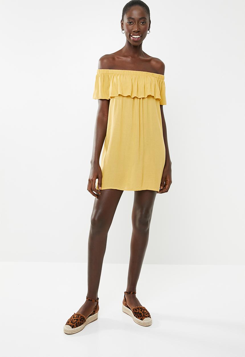 Forever21 - Off shoulder ruffle overlay dress - yellow