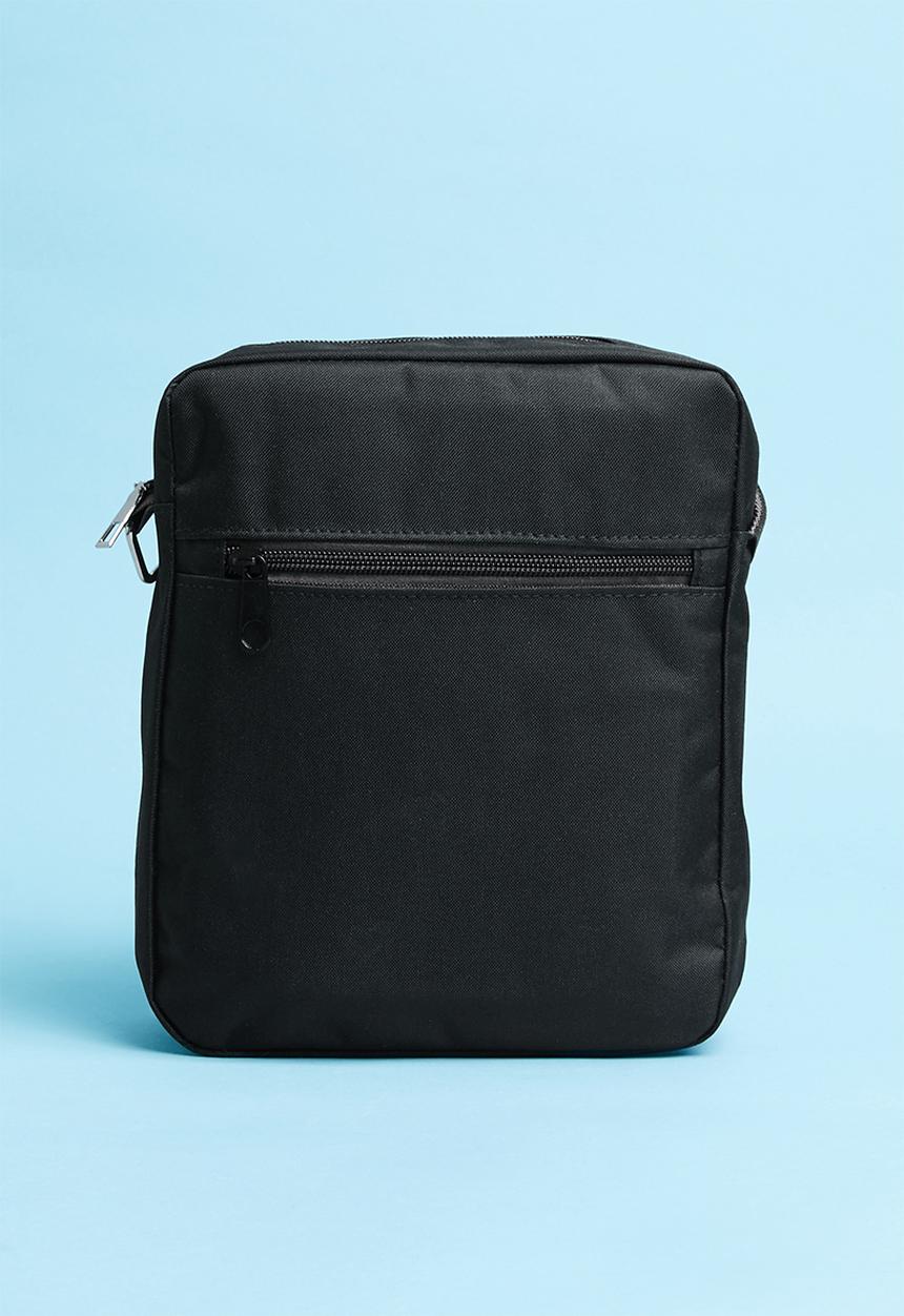 Superbalist - Garny flight bag - black