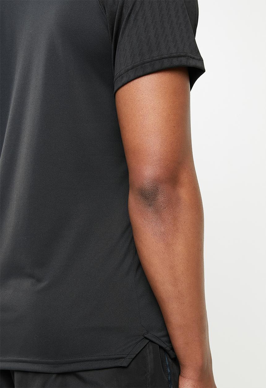 PUMA - Tec sports tee - black