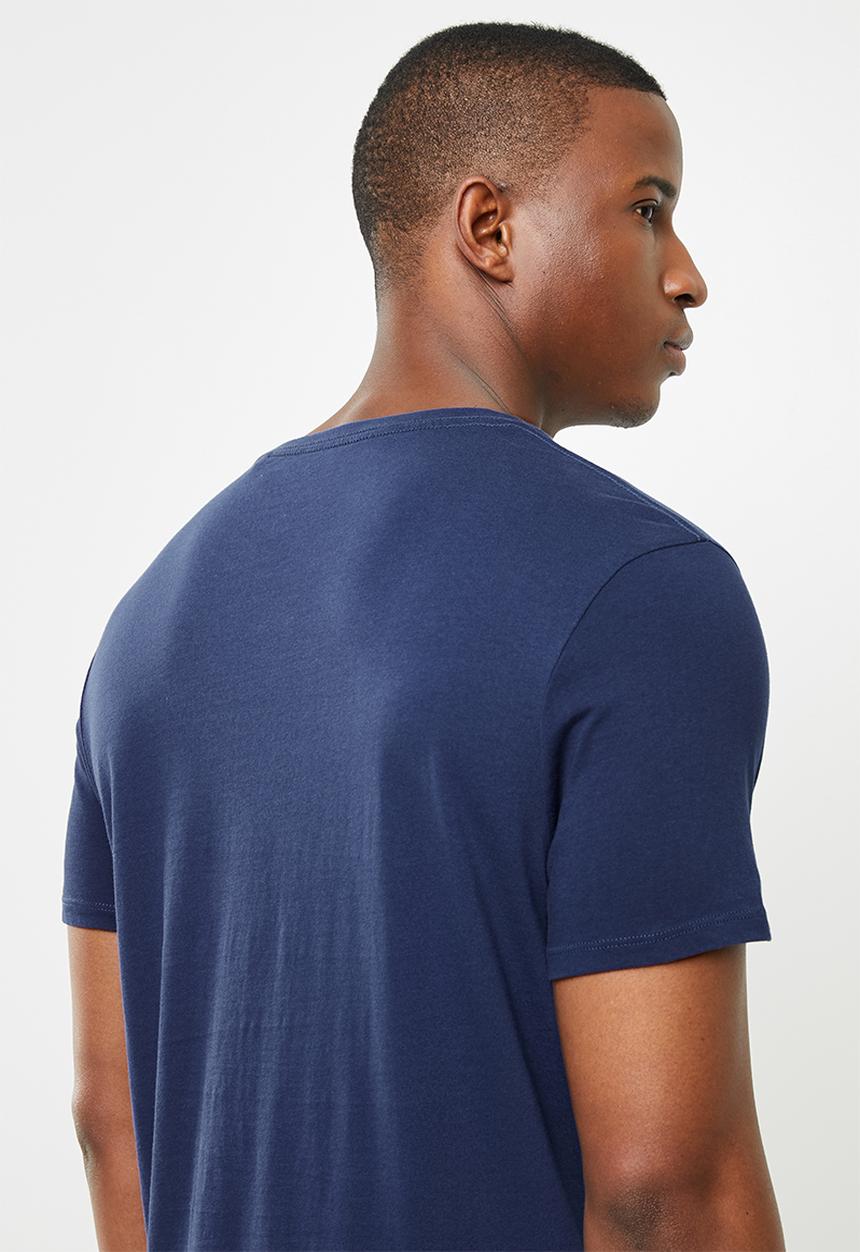 GUESS - Guess splatter triangle tee - navy