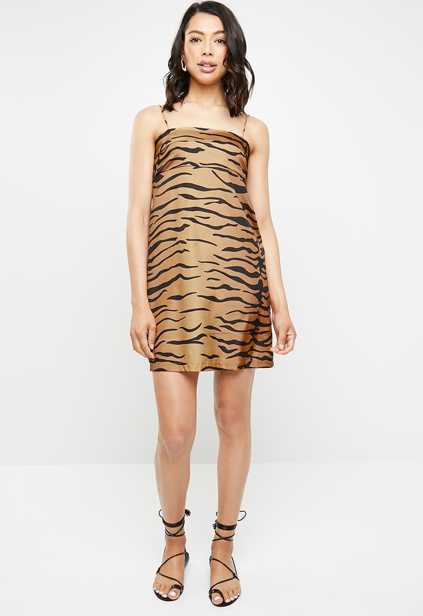 Missguided - Zebra cami shift dress - tan & black