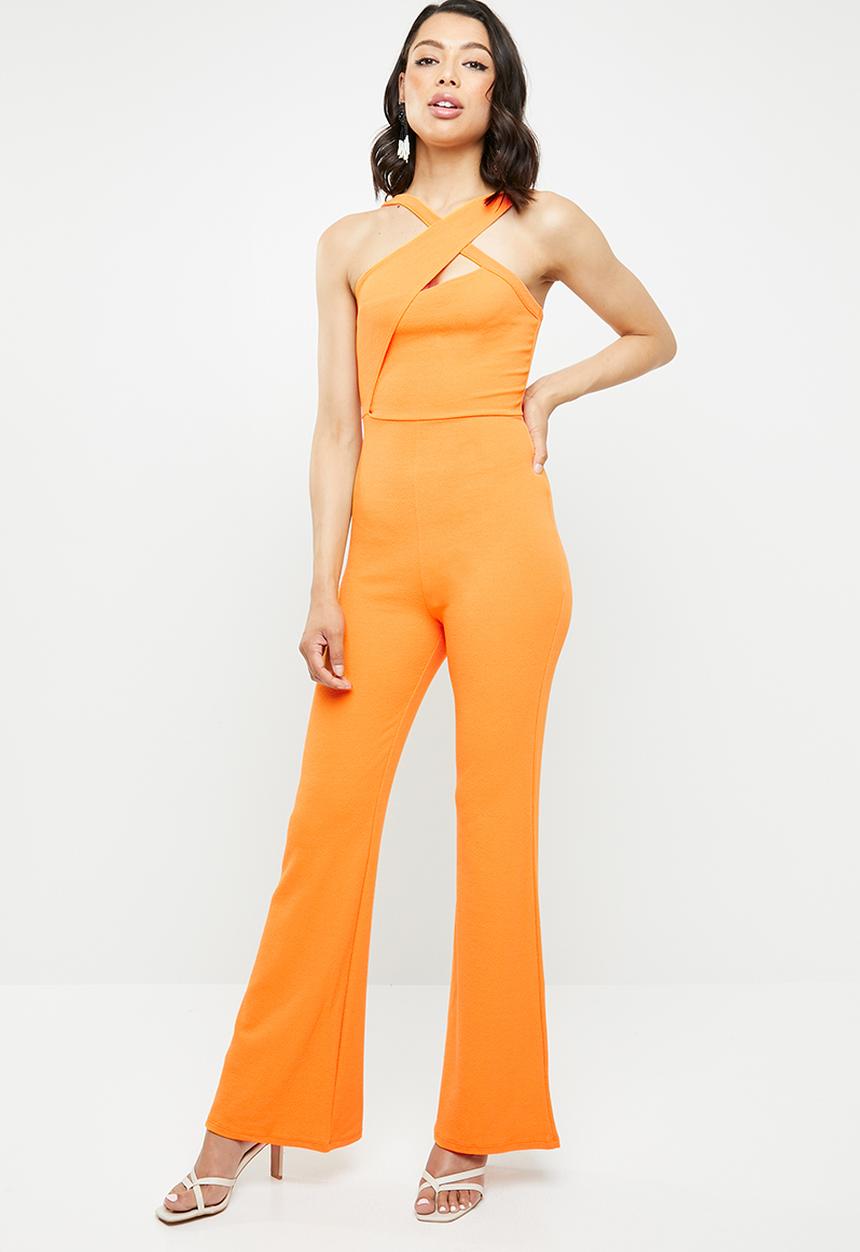 Missguided - Asymmetric cross-over flared leg jumpsuit - orange