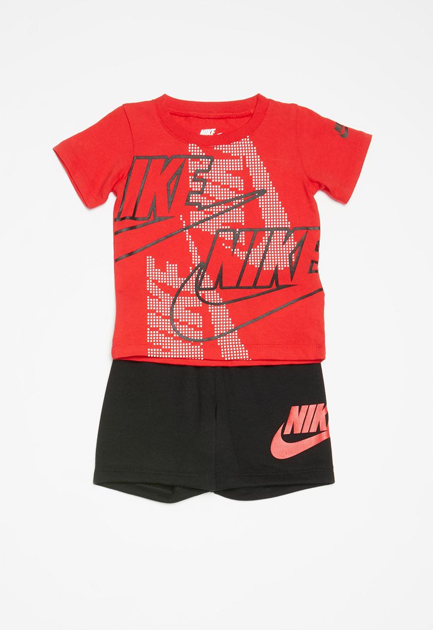 Nike - Short sleeve tee & short set - black & red 