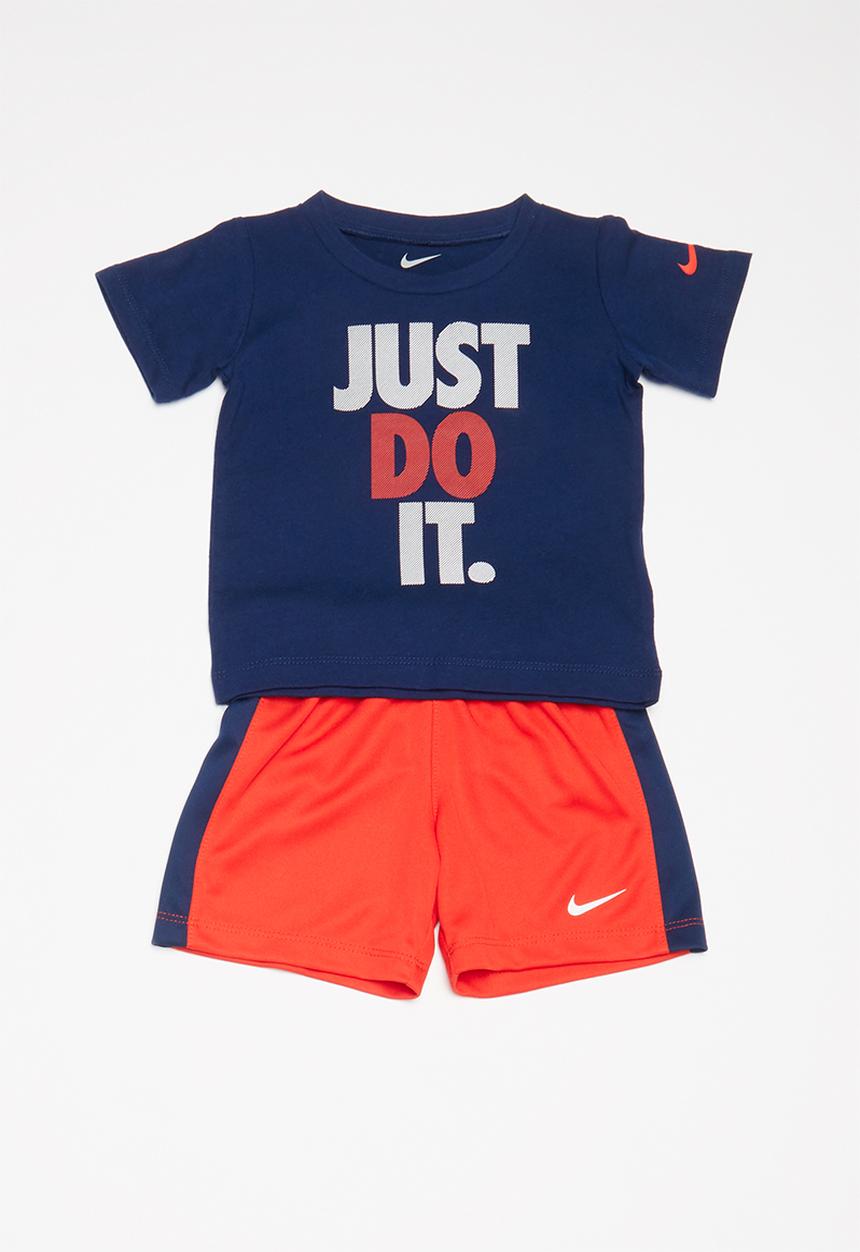 Nike - Short sleeve tee & short set - red & blue