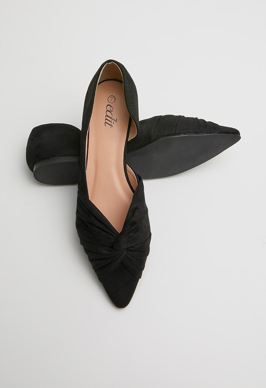 edit - Zeenat pumps - black