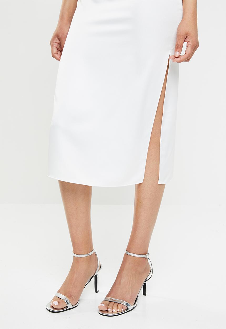 Missguided - Satin cowl cami midi dress - white