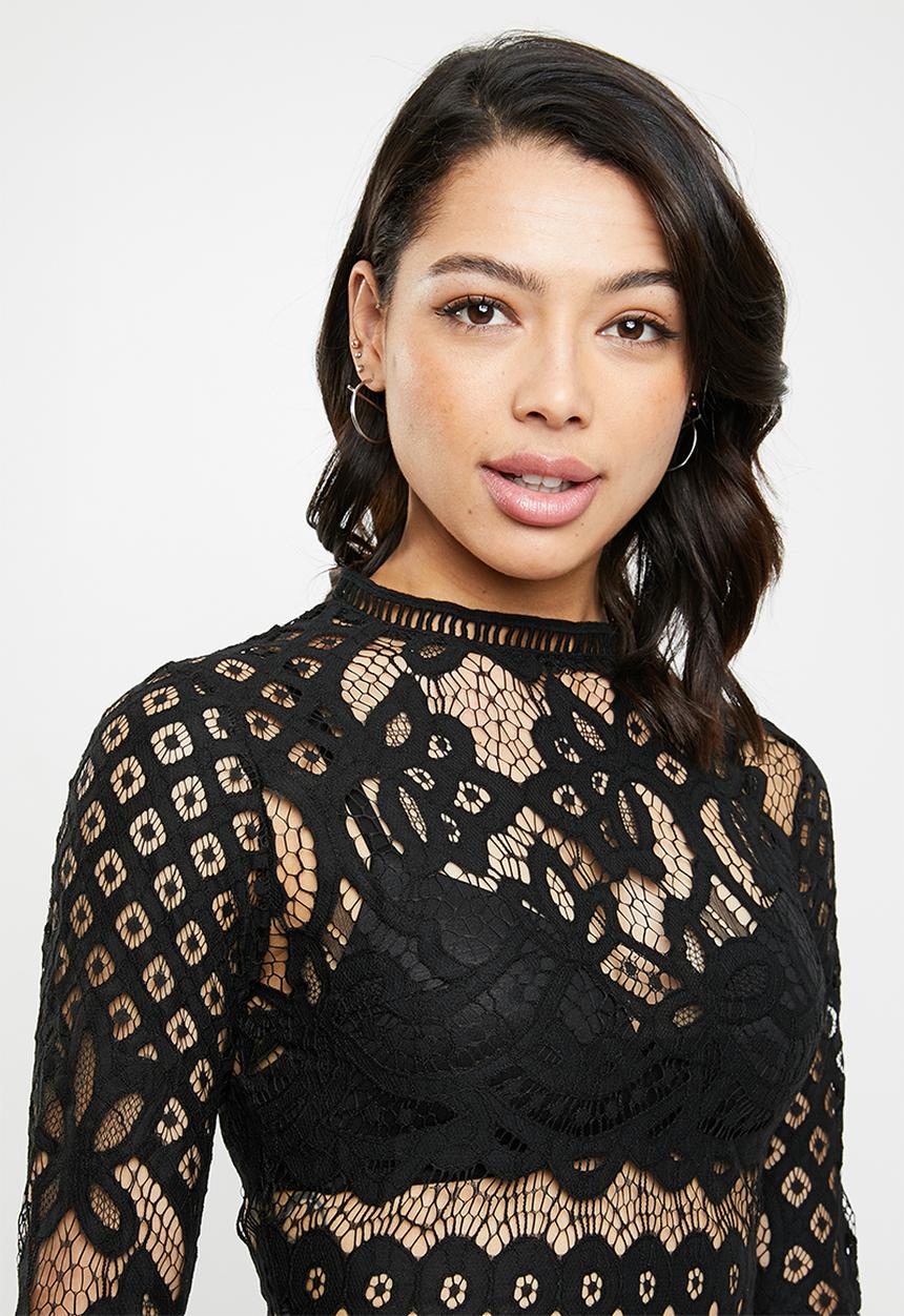 Missguided - High neck patterned lace crop top - black