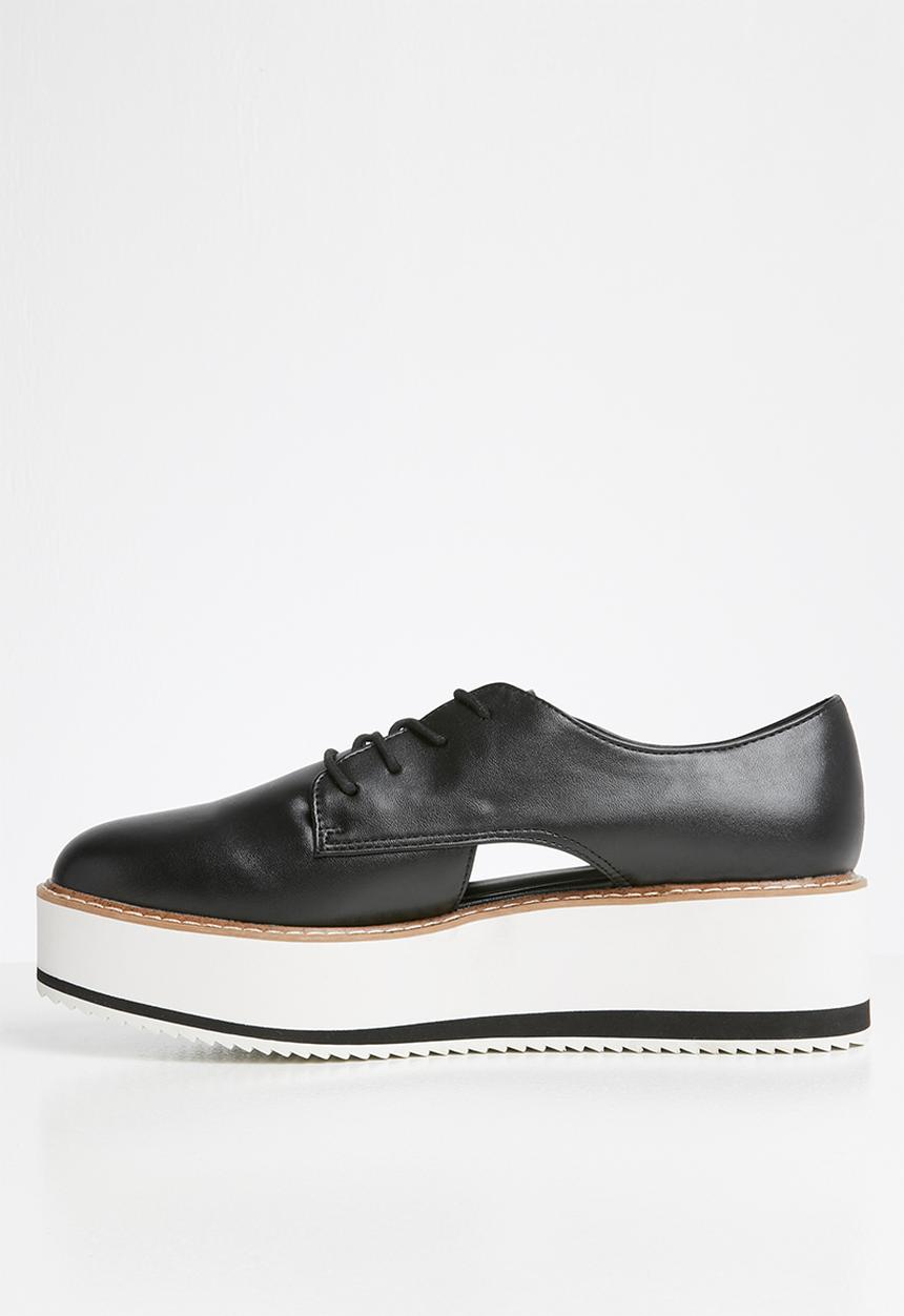 Steve Madden - Gina brogue - black