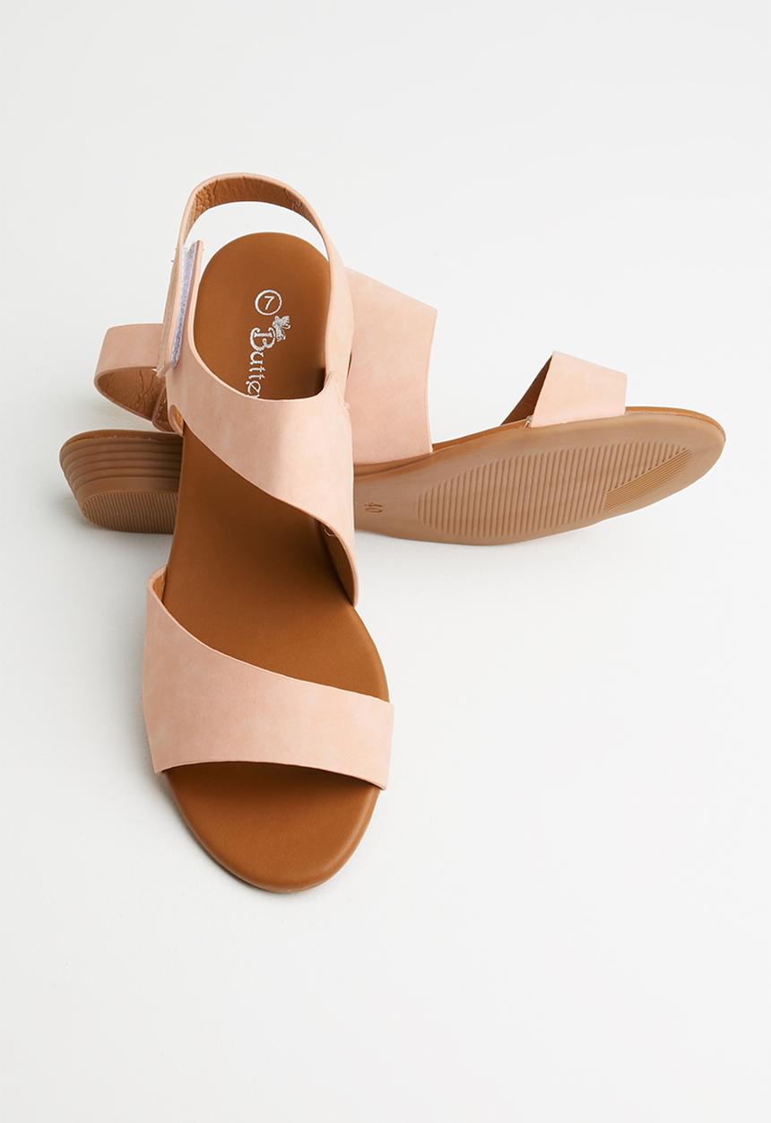 Butterfly Feet - Faux leather low wedge sandal - pink