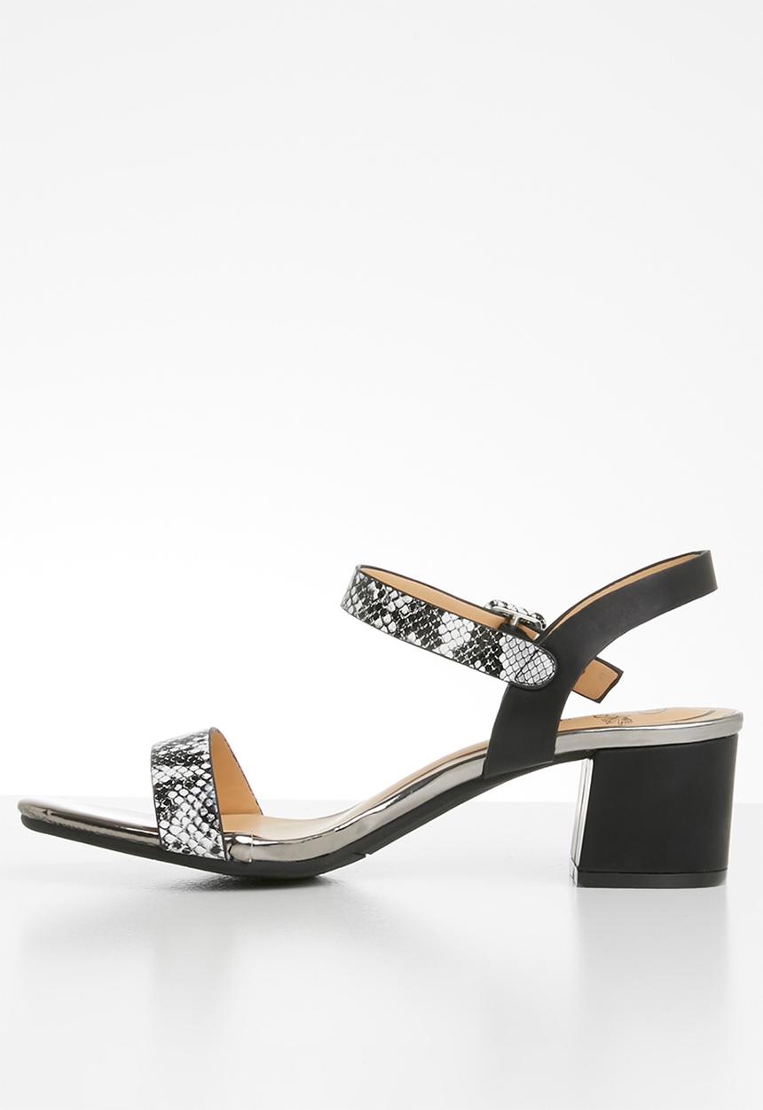 Butterfly Feet - Marie heel - black