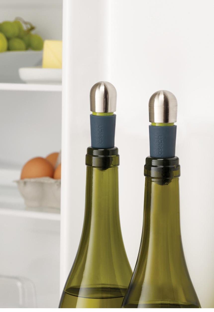 Joseph Joseph - Barwise™ twist-lock wine stoppers - blue