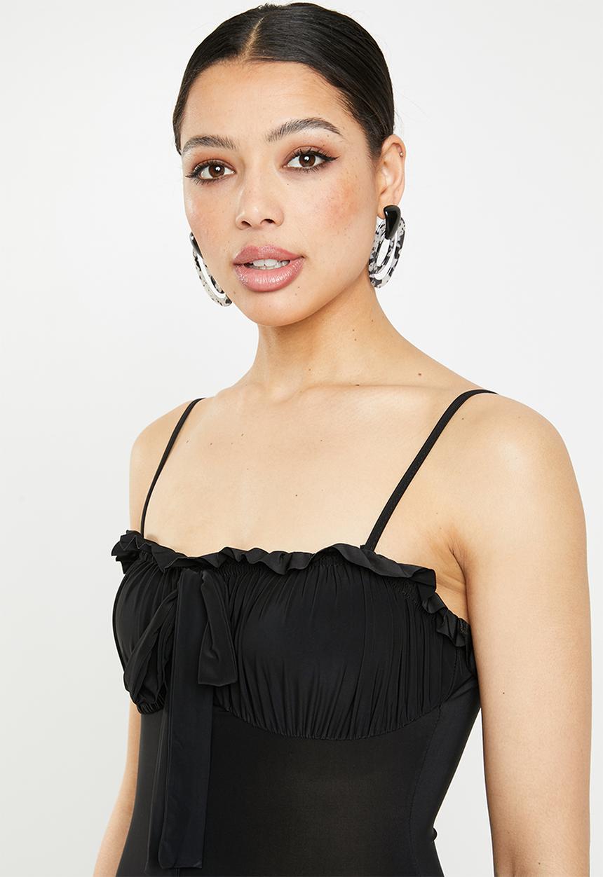 Missguided - Slinky milkmaid cami bodycon midi dress - black