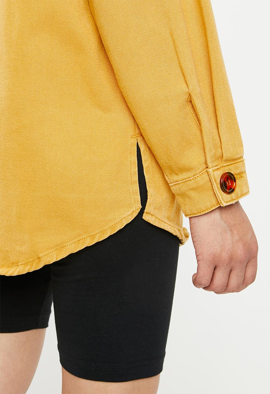 Missguided - Tortoise shell button through denim shirt - yellow