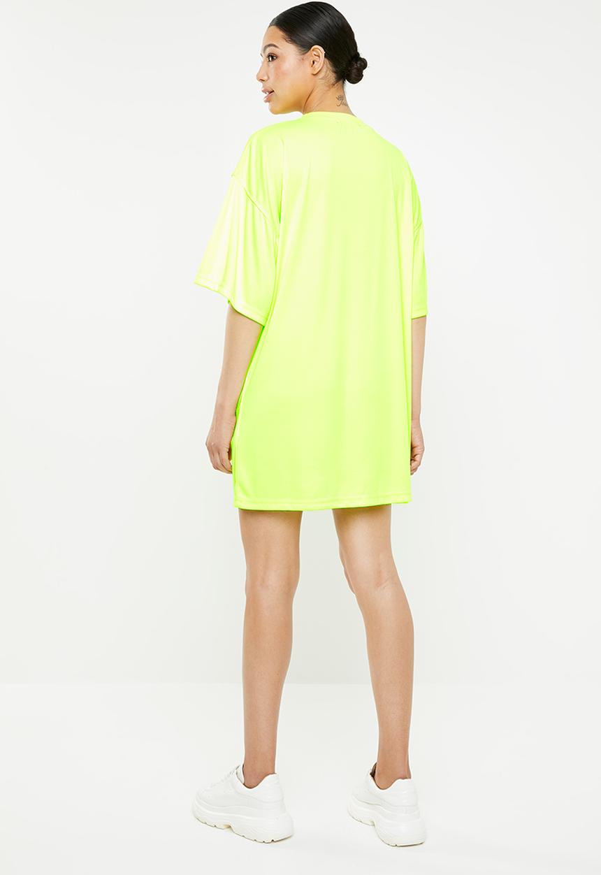 Missguided - Oversized short sleeve fluorescent nevada T-shirt dress - green