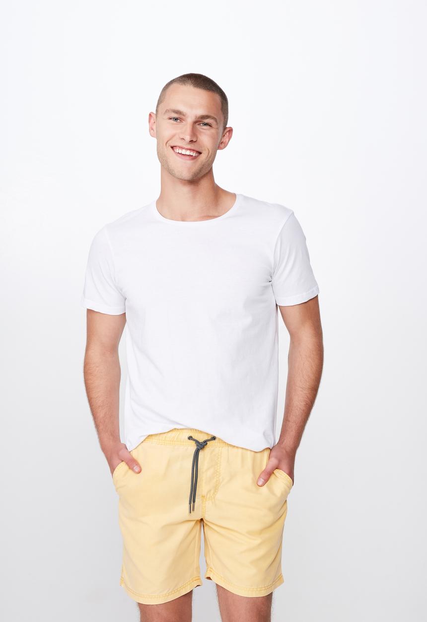 Cotton On - Hoff short - yellow
