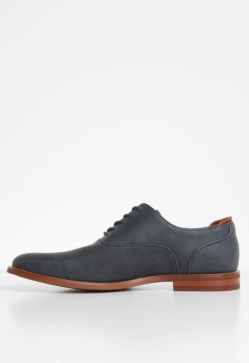 Call It Spring - Christo - navy