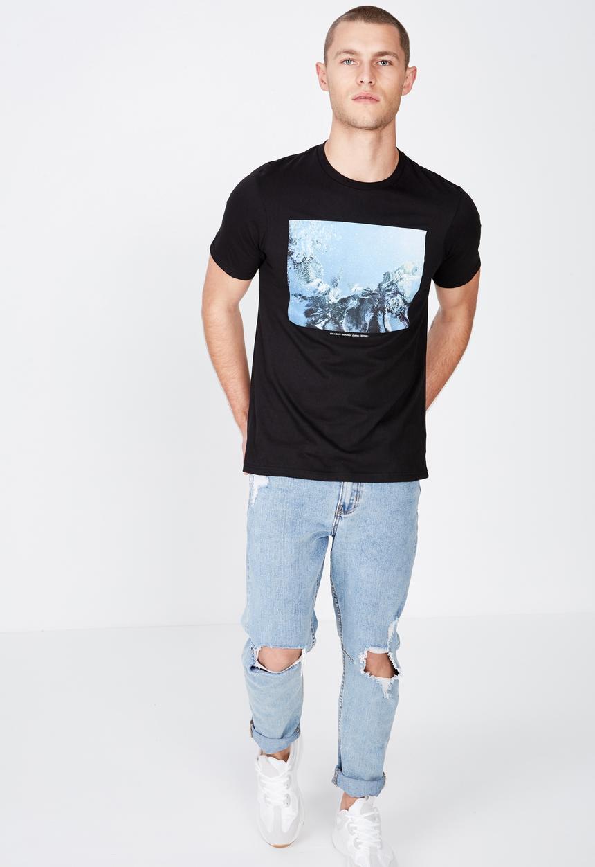 Cotton On - Tbar photo short sleeve tee - black 