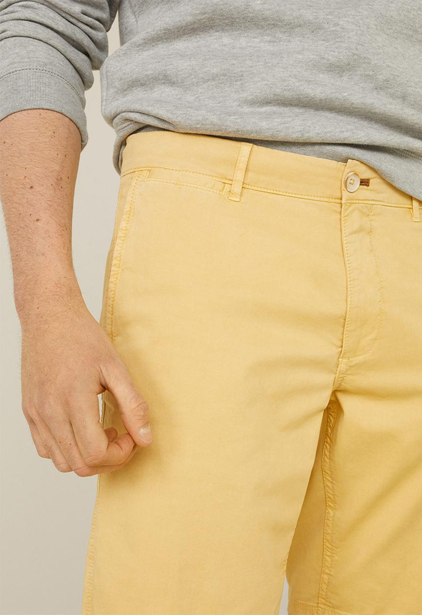 MANGO - Chino bermuda shorts - yellow