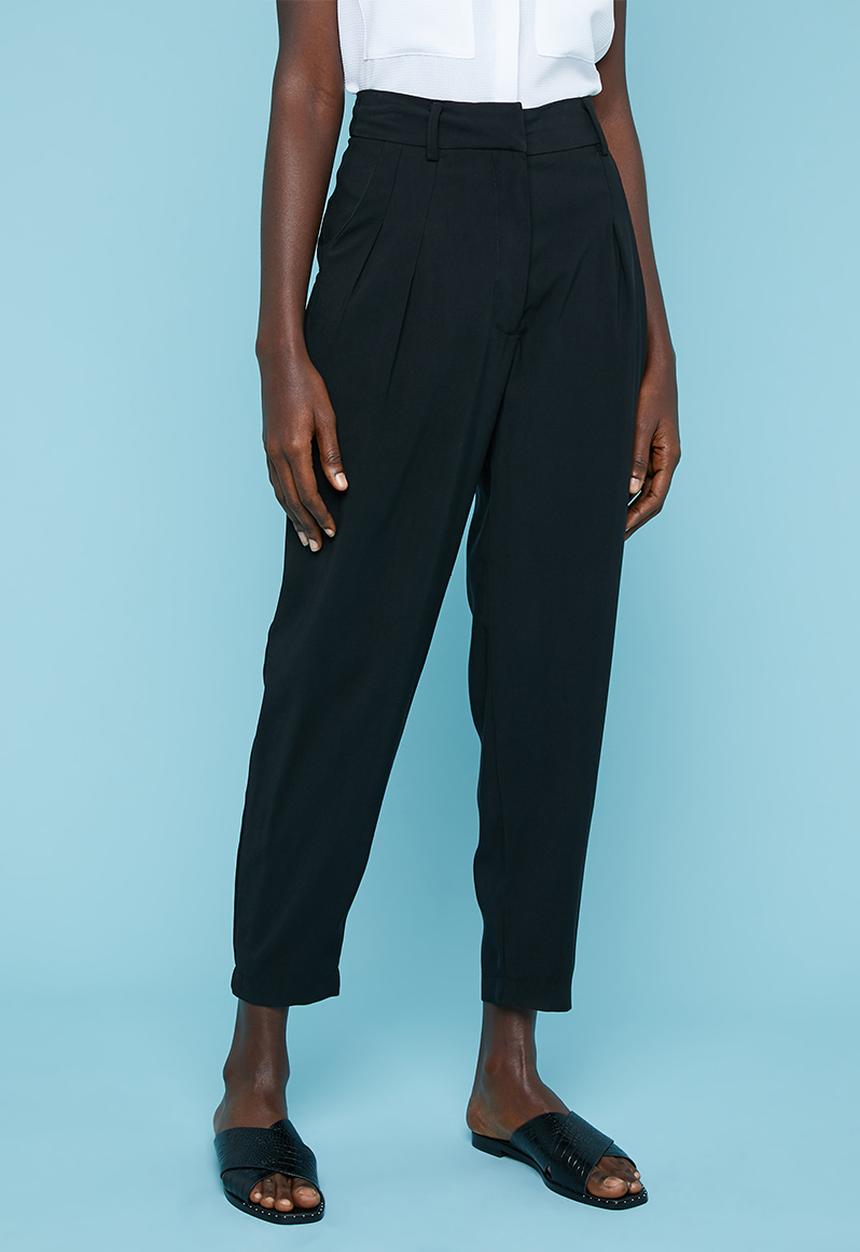 Superbalist - Extreme tapered trouser - black