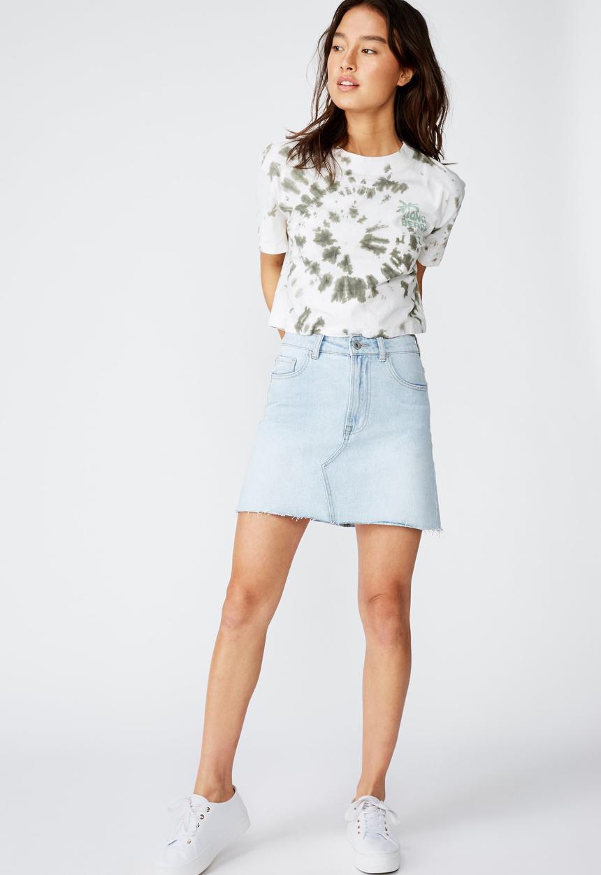 Cotton On - Tbar cali gra long beach green - white & khaki