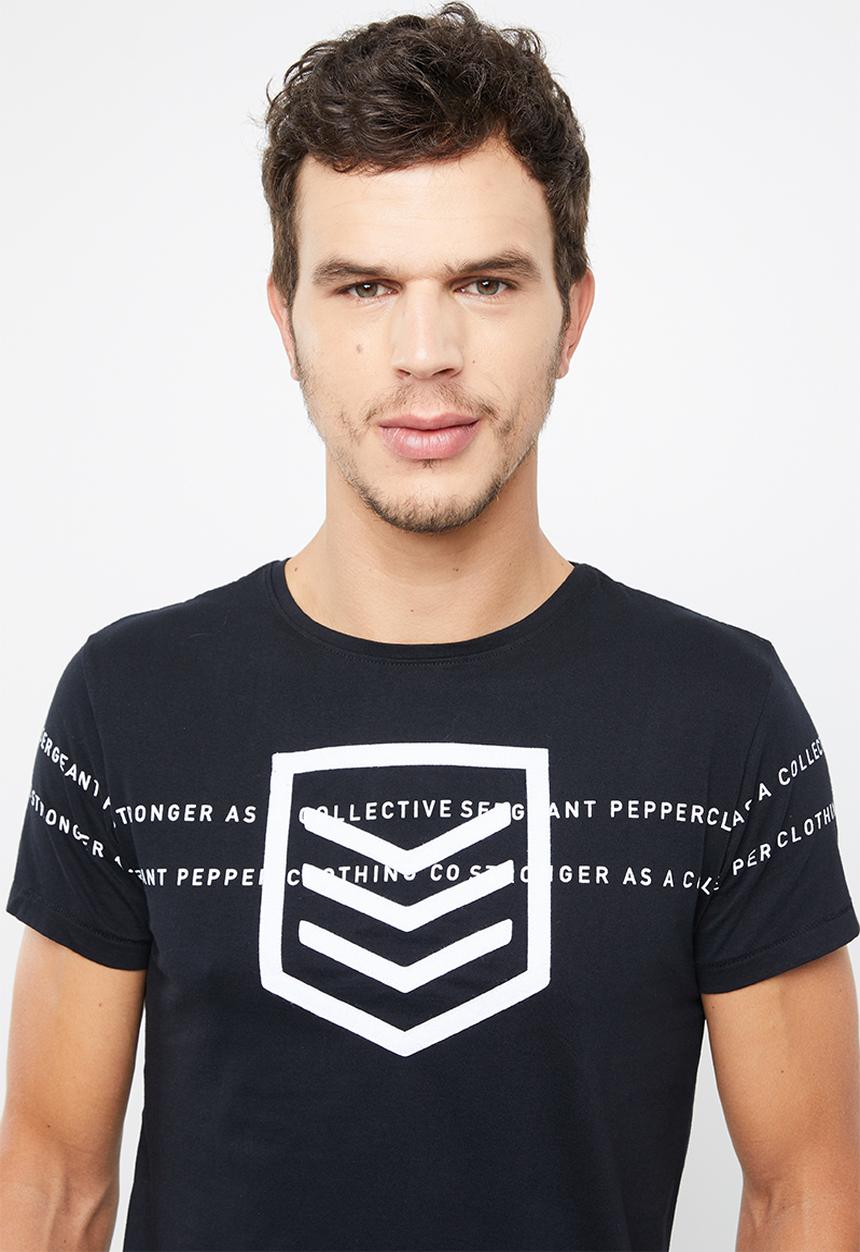 S.P.C.C - Side split applique tee - black