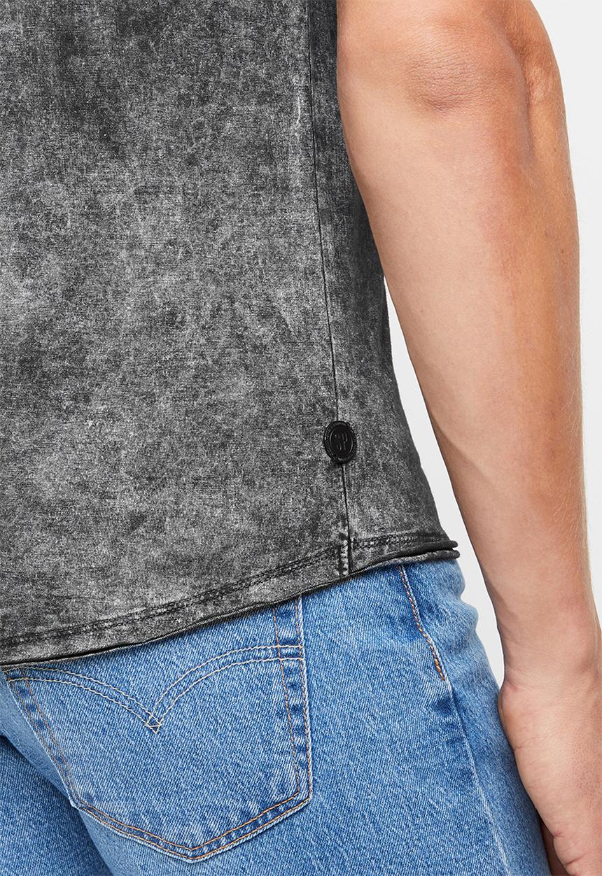S.P.C.C - Whitewash sleeveless logo tee - black