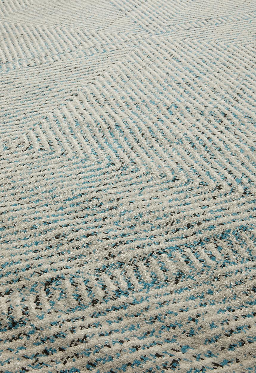Sixth Floor - Arrow antique trend rug - grey & cream
