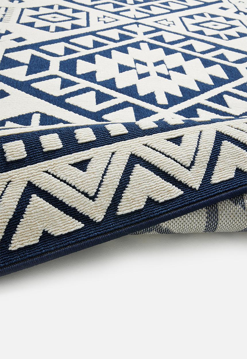 Sixth Floor - Corfu woven outdoor rug - navy