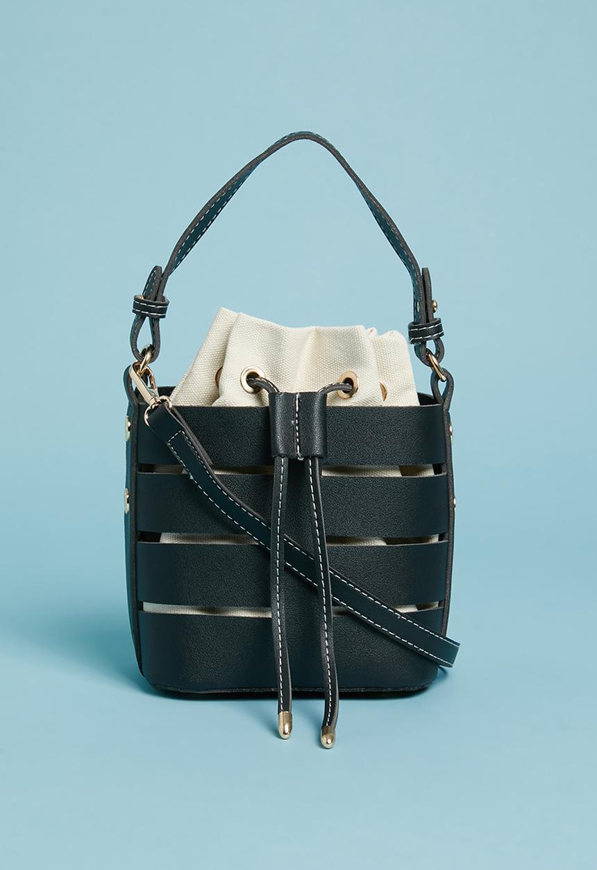 Superbalist - Cut out detail bucket bag - black