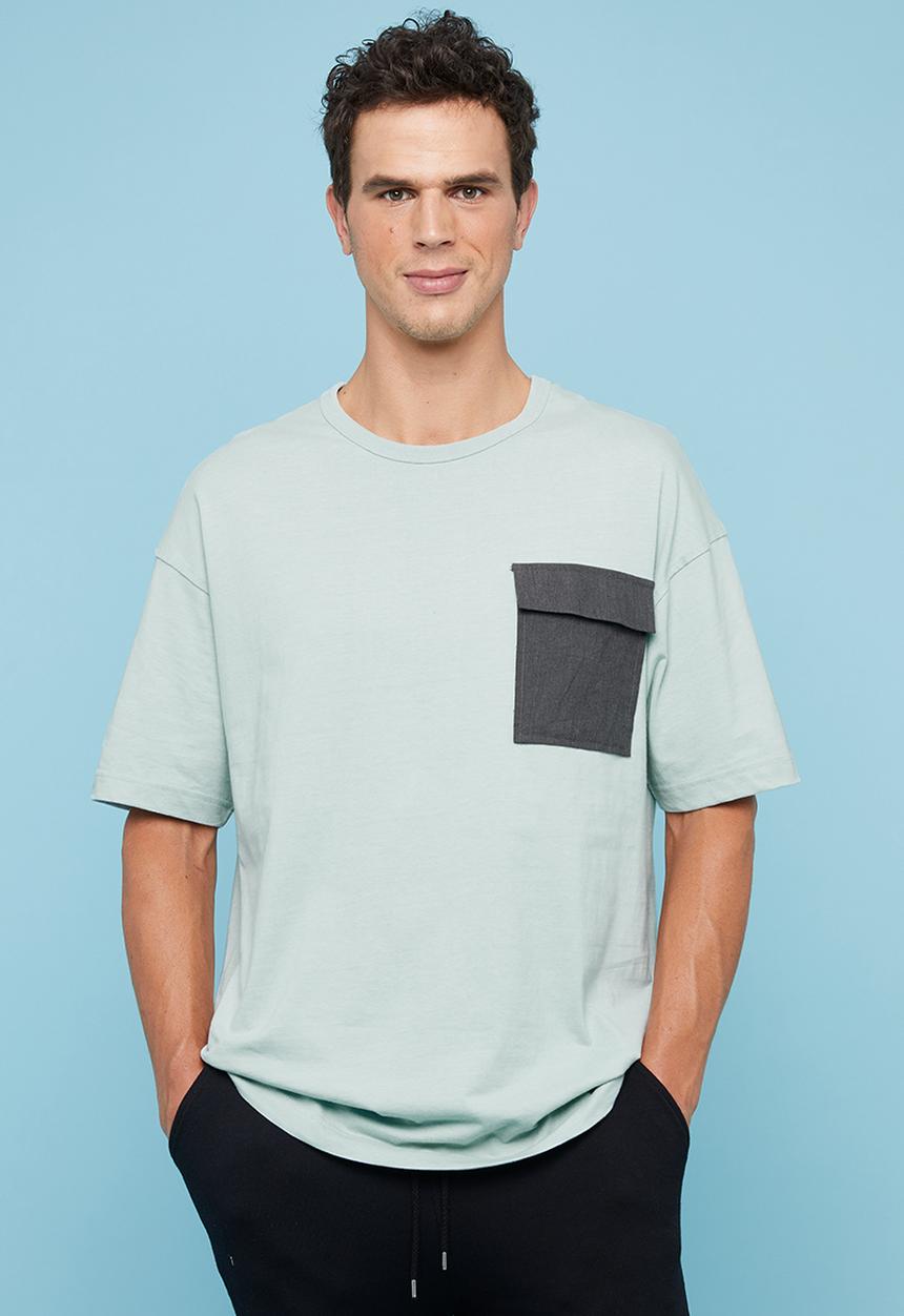 Superbalist - Utility pocket loose fit tee - blue 