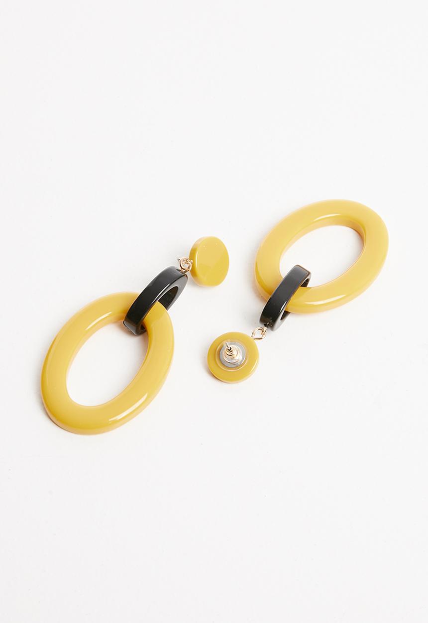 Superbalist - Ivy resin drop earrings - yellow & black