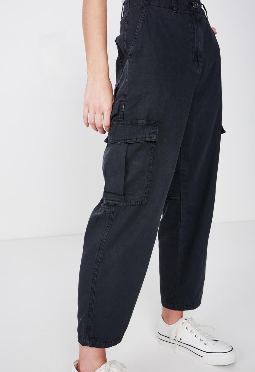 Cotton On - Breya utility pant - black