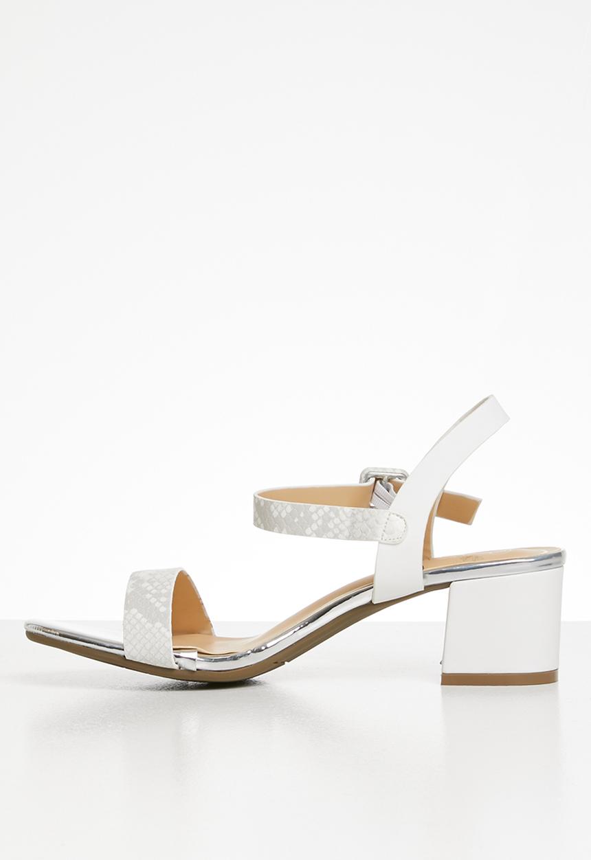 Butterfly Feet - Marie heel - white