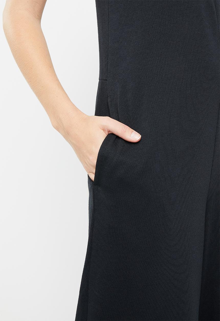 Nike - Nike women jumpsuit - black