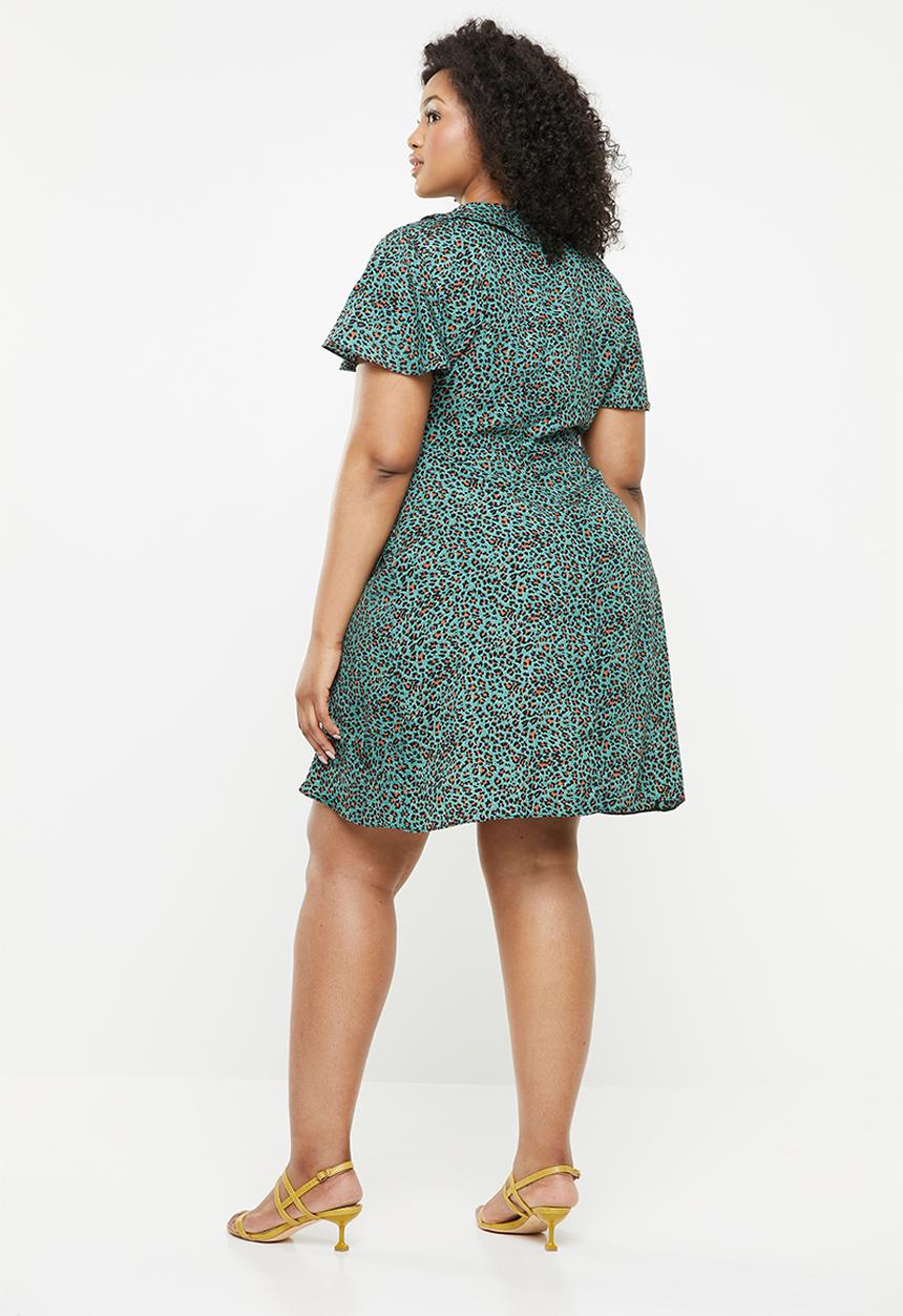Missguided - Wrap tea dress - green