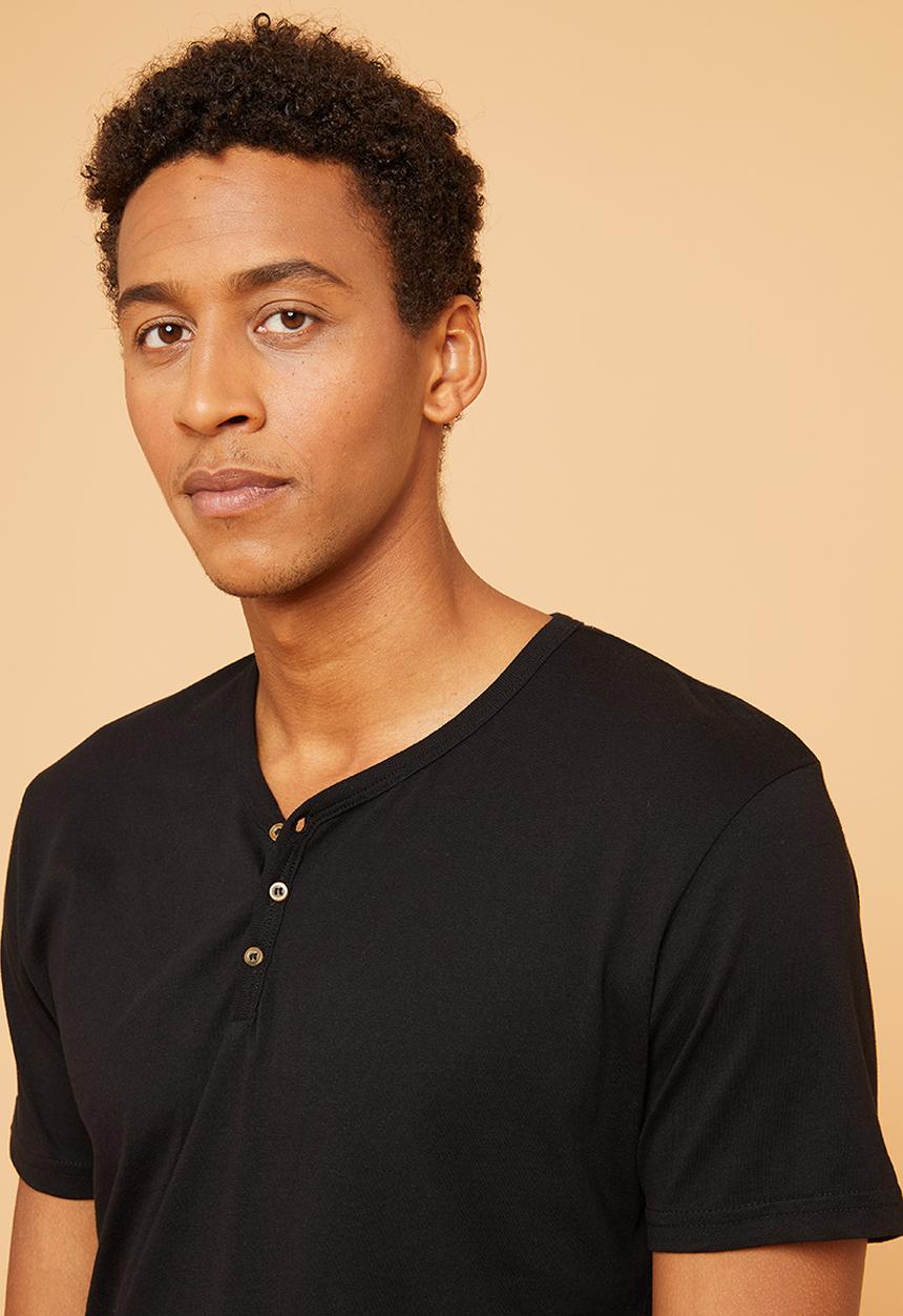 Superbalist - Plain short sleeve henley tee - black