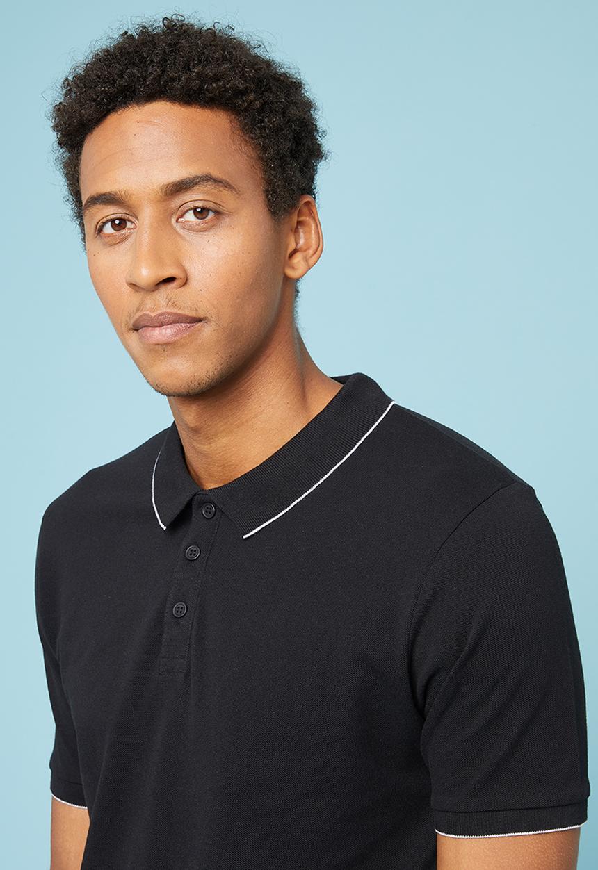 Superbalist - Pique slim fit tipped golfer - black
