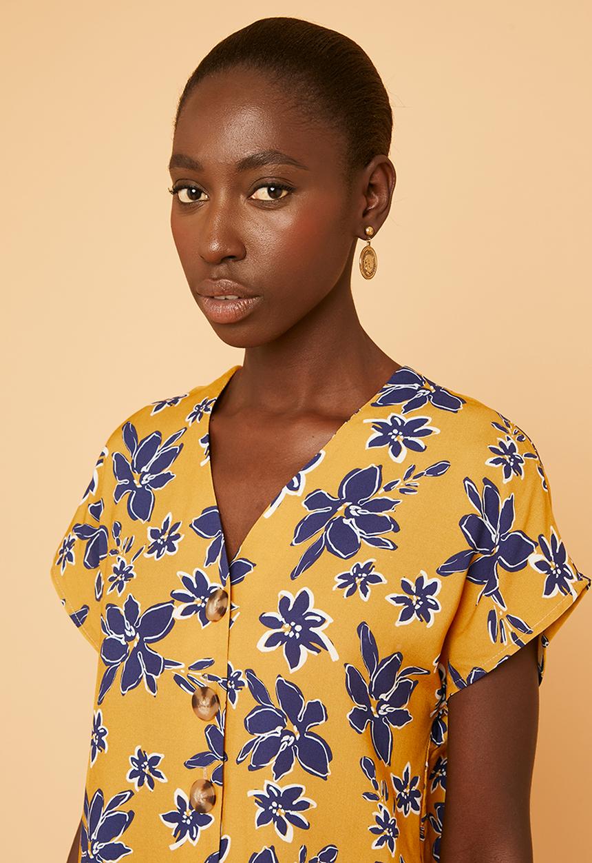 Superbalist - Grown on sleeve button thru blouse - yellow & blue
