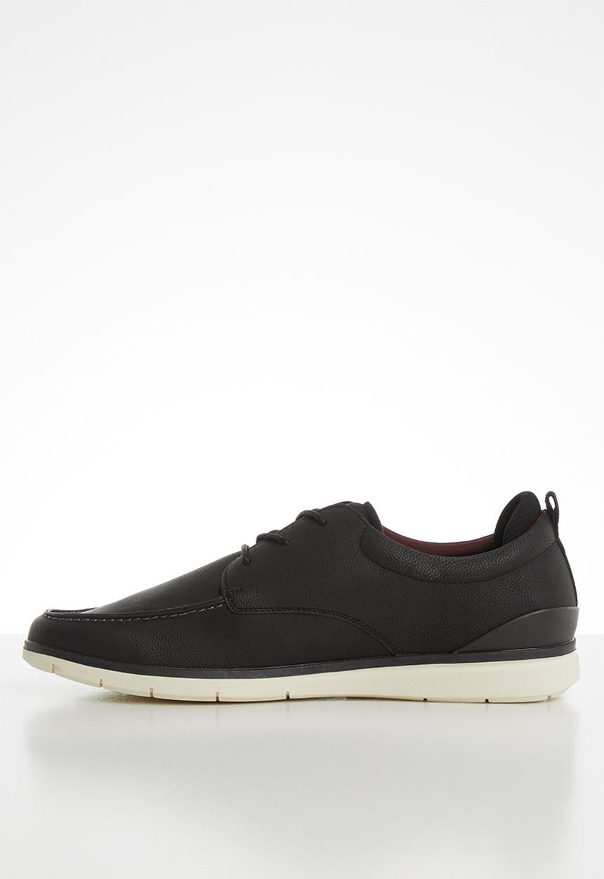 Call It Spring - Nelsonn - black
