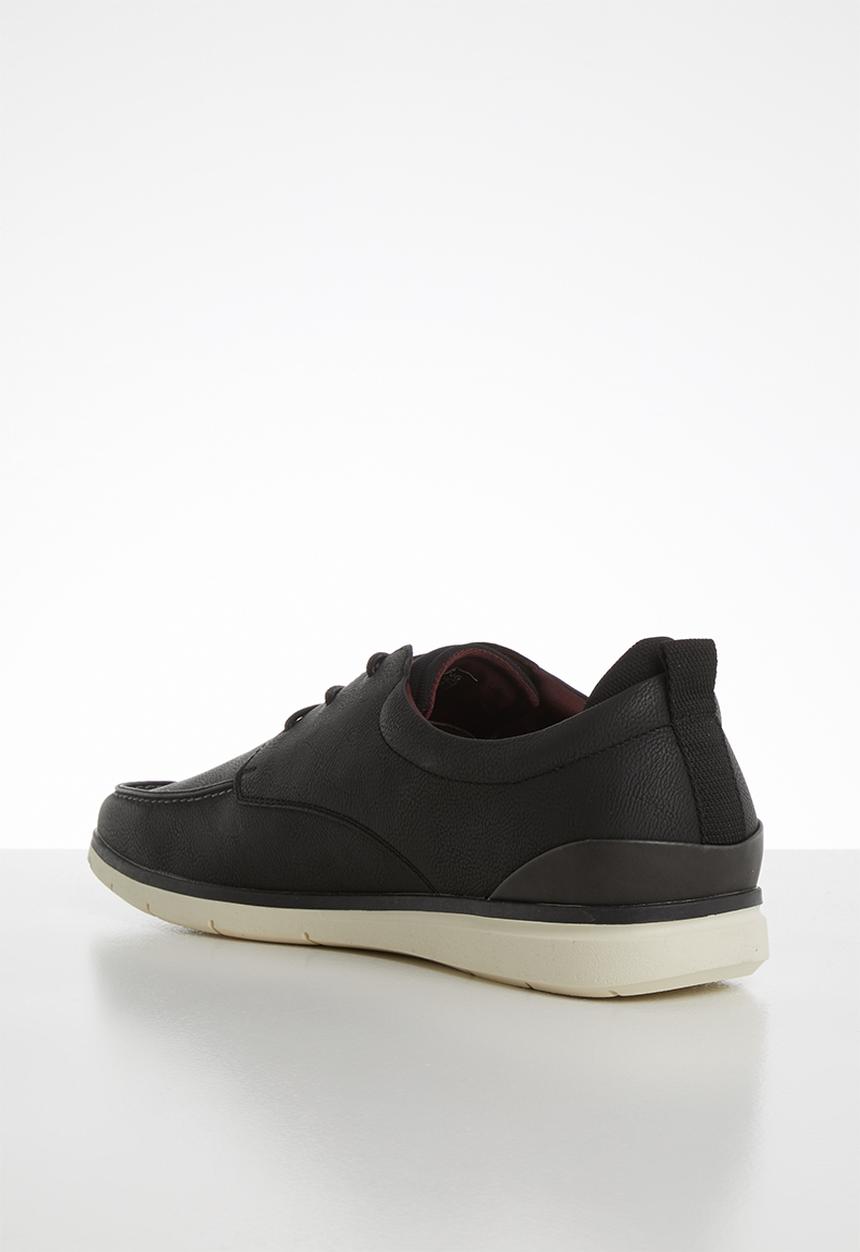 Call It Spring - Nelsonn - black