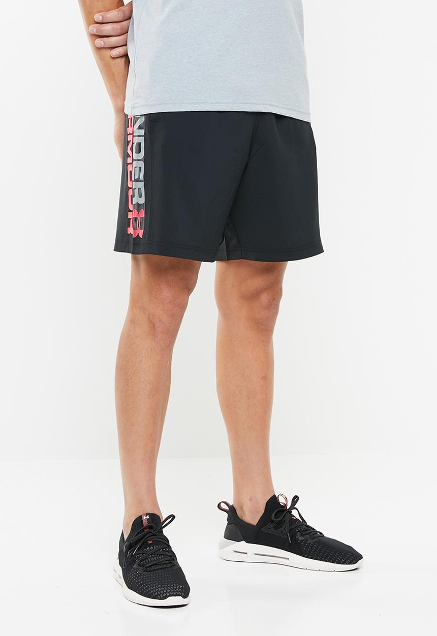 Under Armour - Woven graphic wordmark shorts - black 