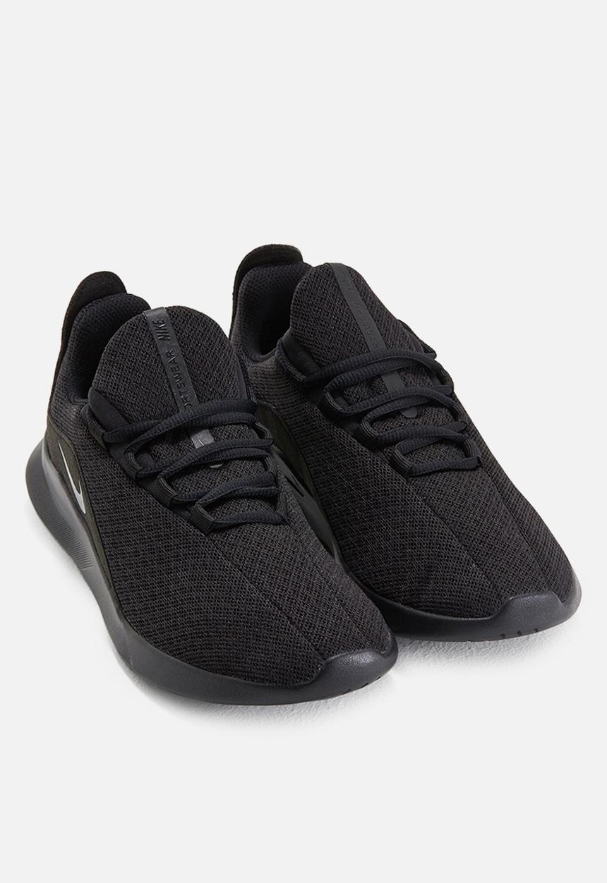 Nike - Viale - Triple Black