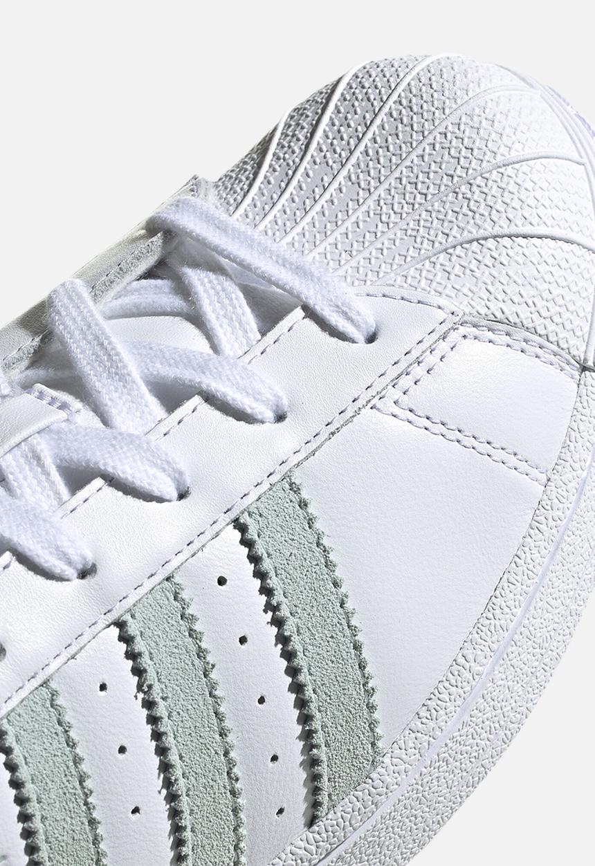 adidas Originals - Superstar - white / vapour green