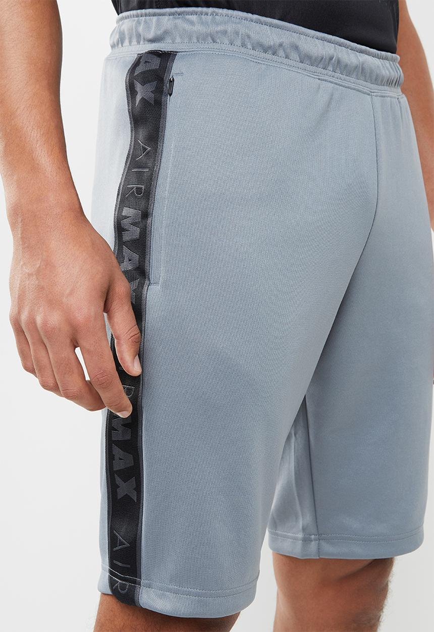 Nike - Nsw air max shorts - grey