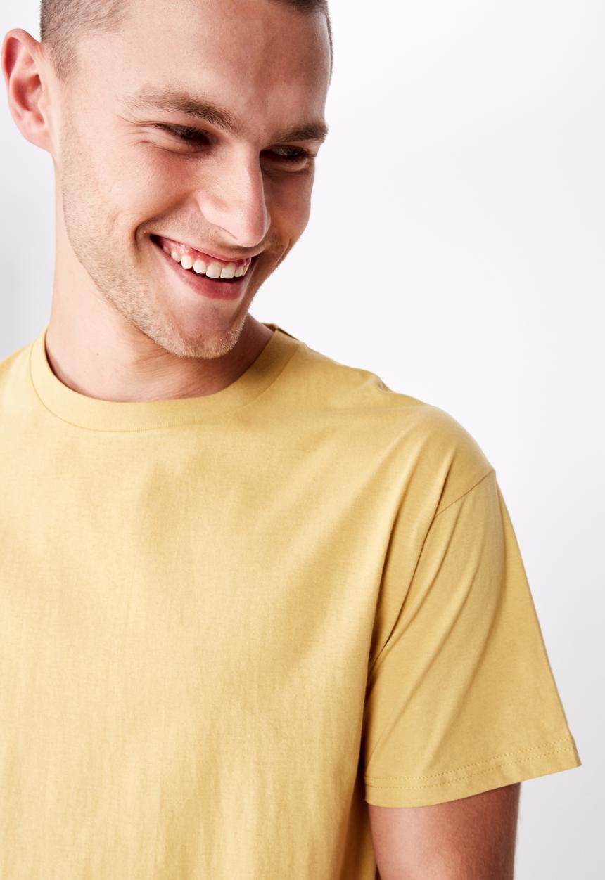 Cotton On - Essential skate tee - yellow